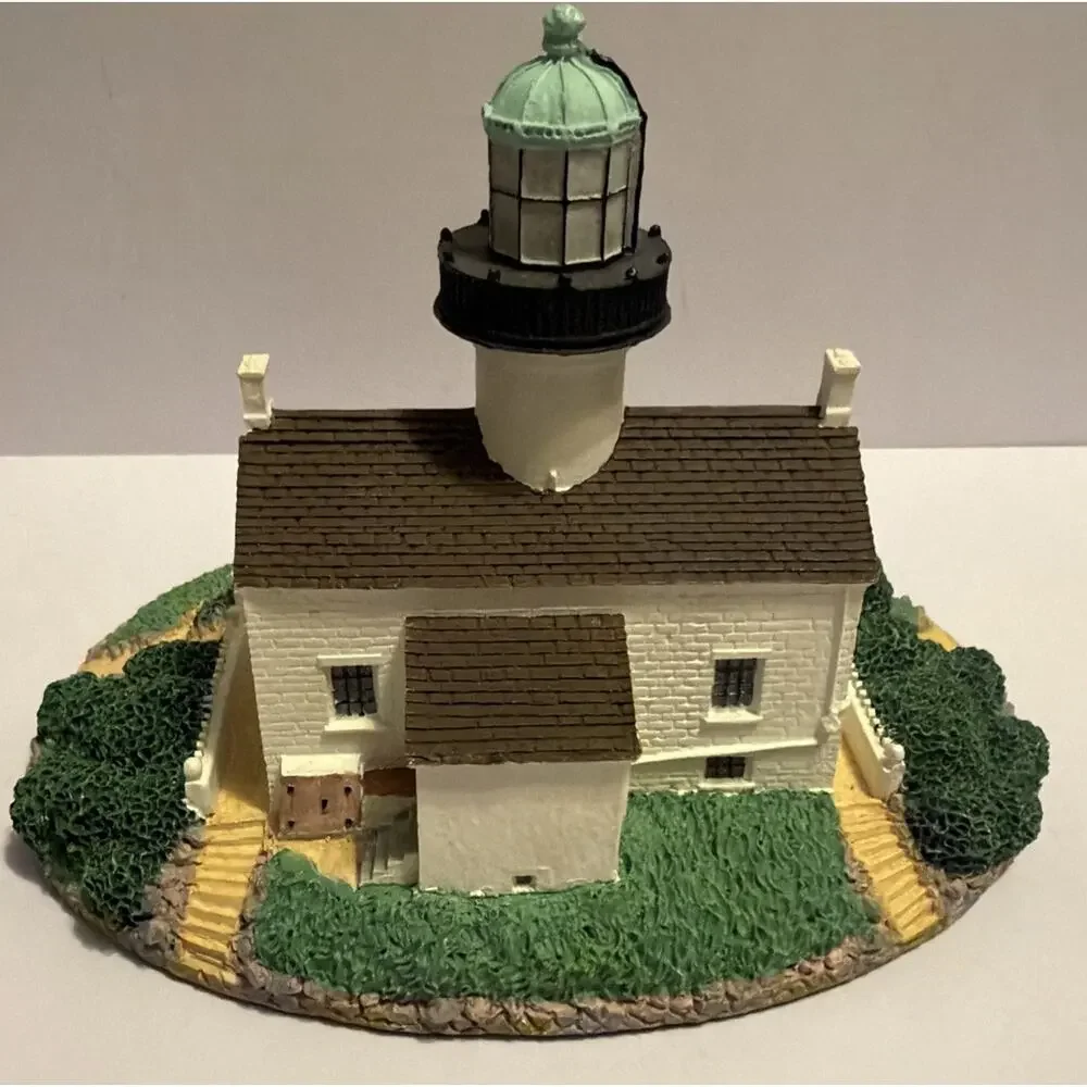 The Danbury Mint - Old Point Loma Lighthouse Figurine